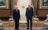 Bahçeli geleneği bozmadı: Erdoğan’ı yine kapıda ka...