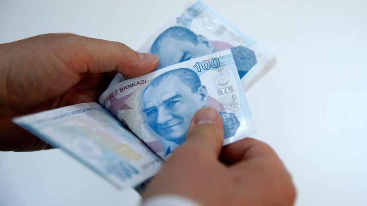 Bütçe eylülde 309.6 milyar TL açık verdi