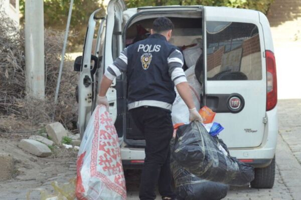 30 ton sahte deterjan ele geçirildi 30 ton sahte deterjan ele geçirildi