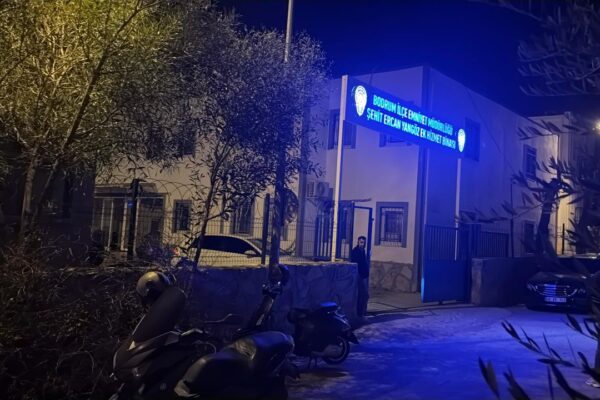 Rüşvet iddiası: Meclis üyesi tutuklandı Rüşvet iddiası: Meclis üyesi tutuklandı