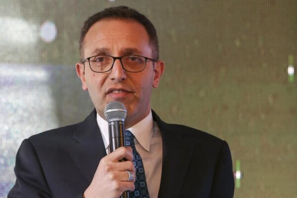 Fon soruşturması: Ertan Aydın hakkında yakalama ka... Fon soruşturması: Ertan Aydın hakkında yakalama ka...